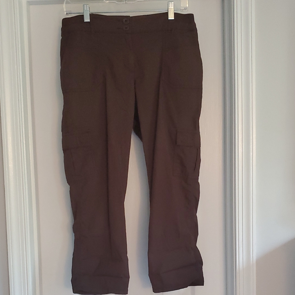 Chico's Dark Brown Cargo Pants. Size 00